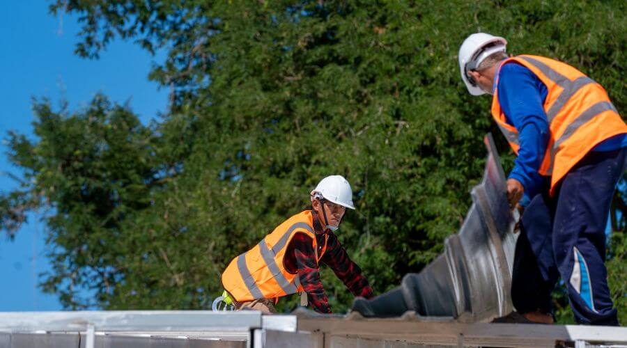 Professional new roof installation services in Connell, WA